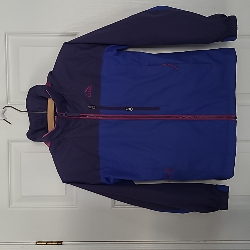 Kids size 8 LLBEAN girls windbreaker/fall jacket